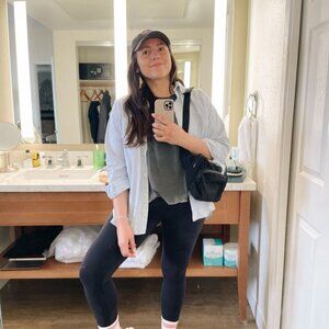 Meet your Posher, Alex